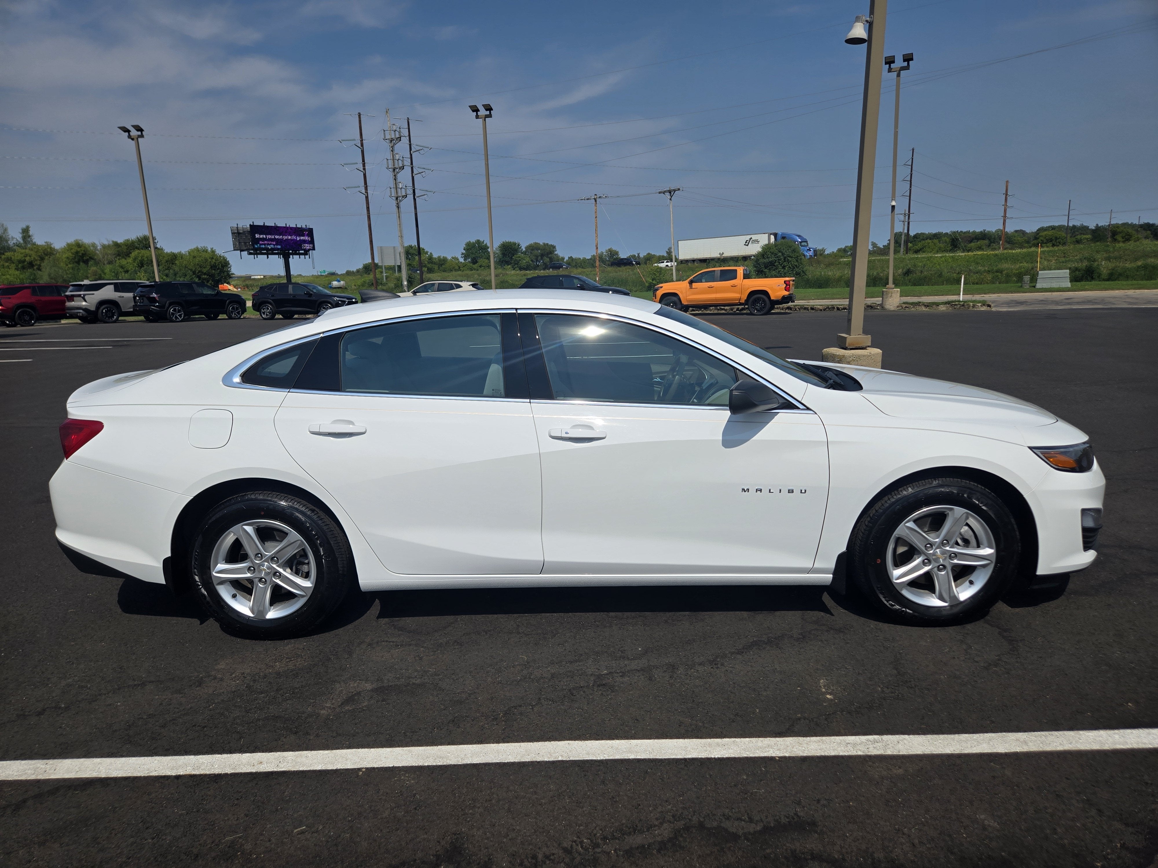 2022 Chevrolet Malibu LS