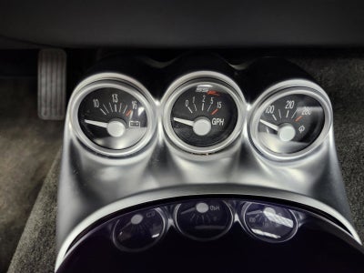 2004 Chevrolet SSR LS