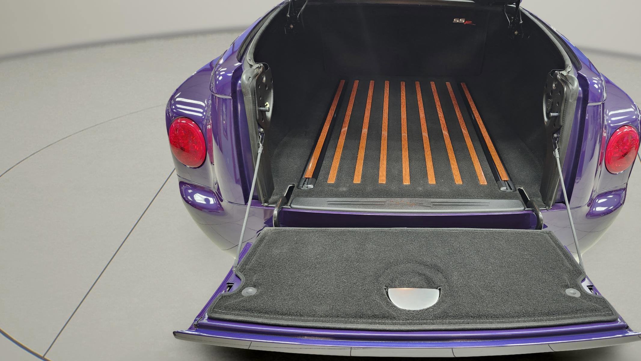 2004 Chevrolet SSR LS