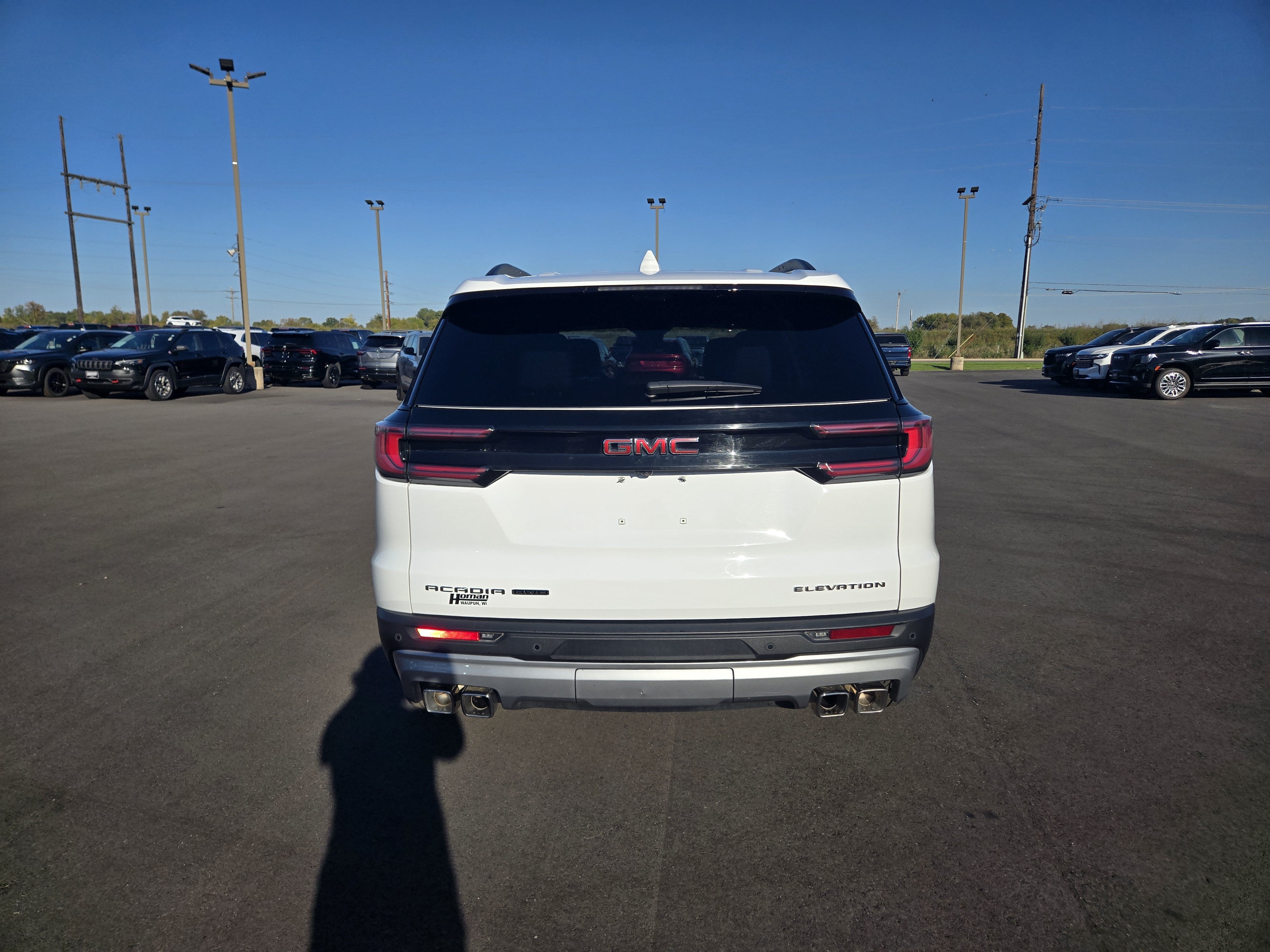 2026 GMC Acadia Elevation