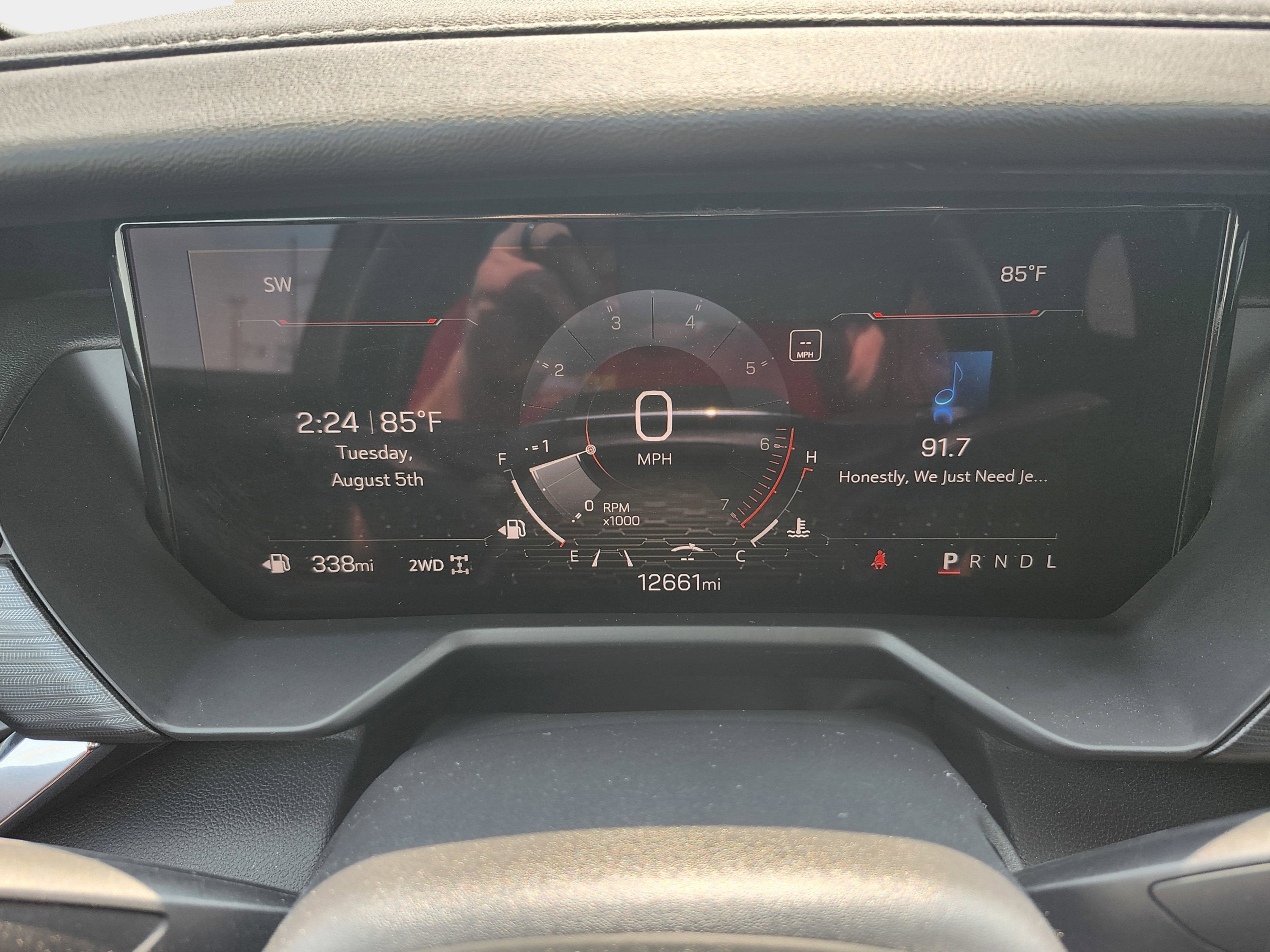 2025 GMC Acadia Elevation