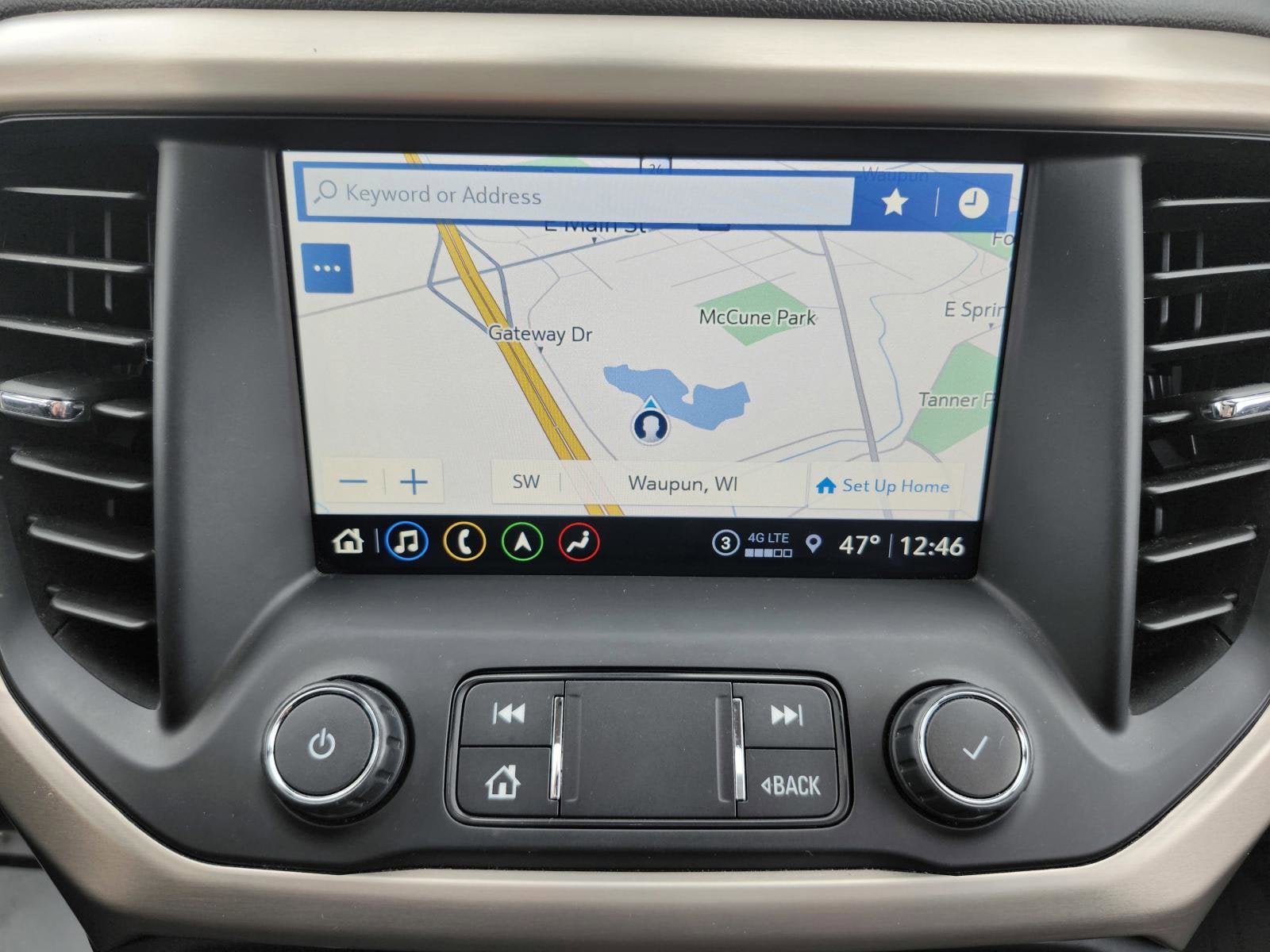 2021 GMC Acadia Denali
