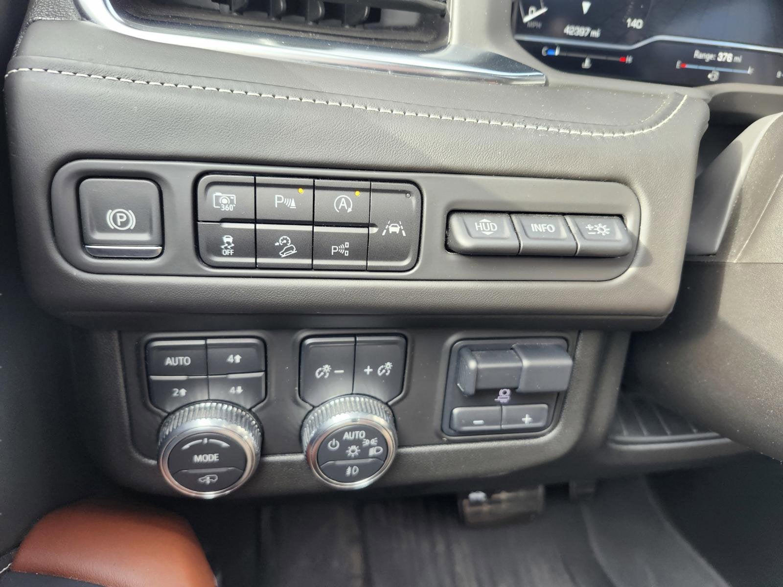 2024 GMC Yukon XL Denali Ultimate