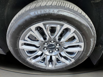 2024 GMC Yukon XL Denali Ultimate