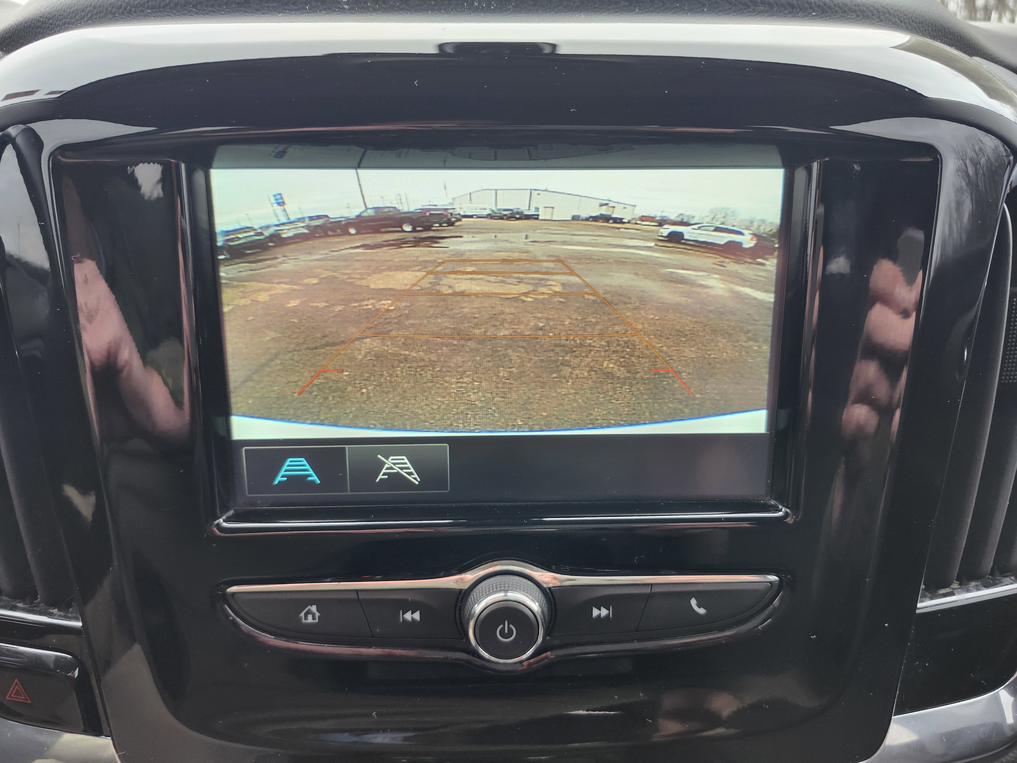 2018 Chevrolet Traverse LT Cloth