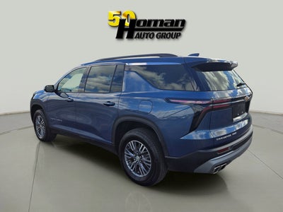 2025 Chevrolet Traverse LT