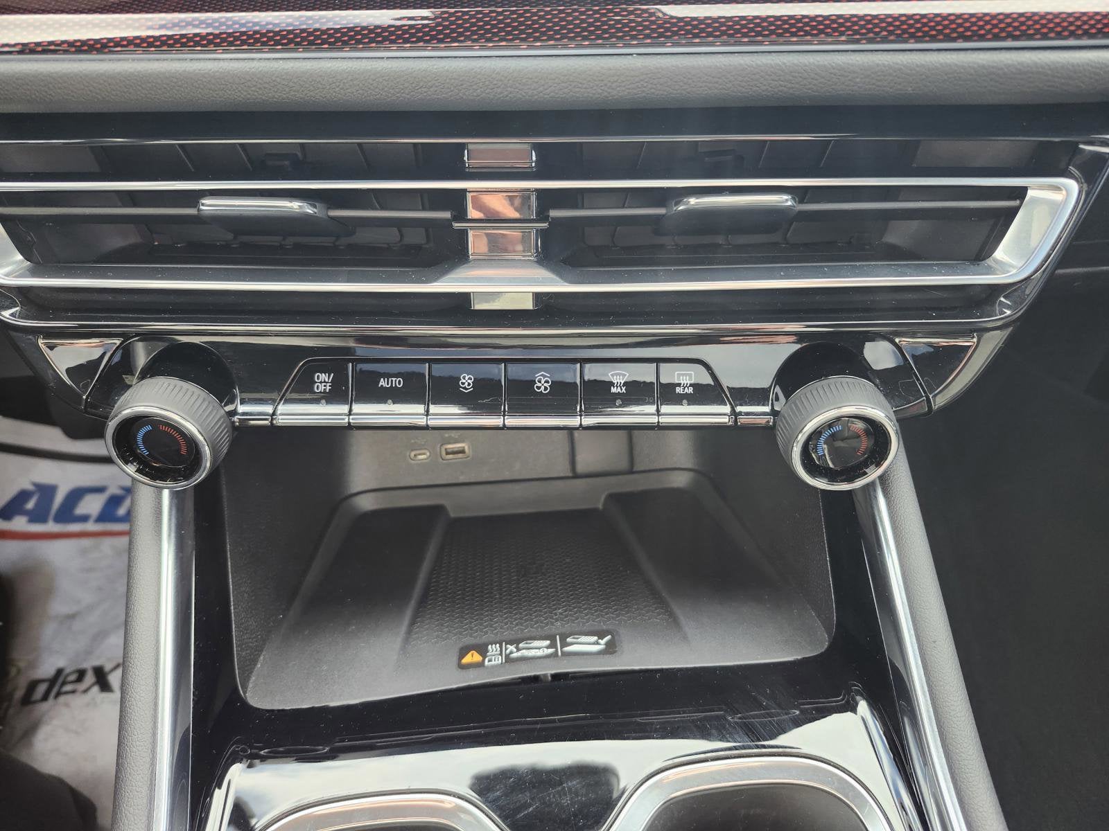 2025 Chevrolet Traverse RS