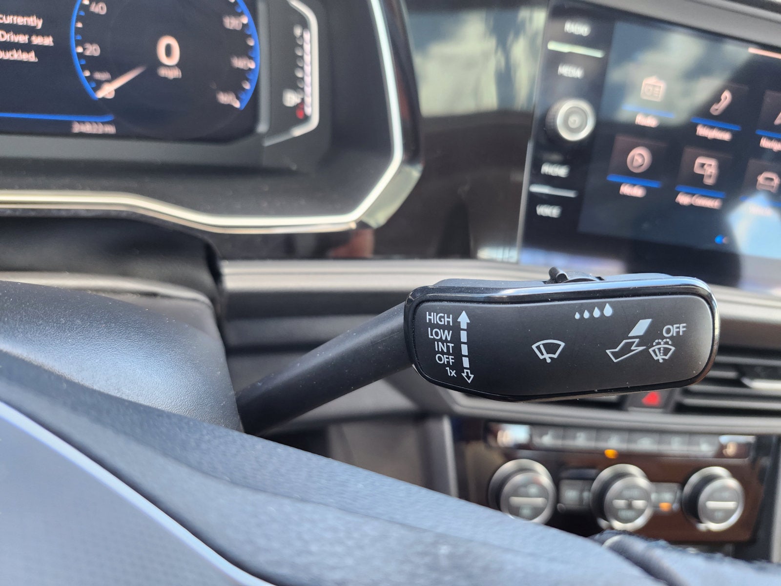 2024 Volkswagen Jetta SEL