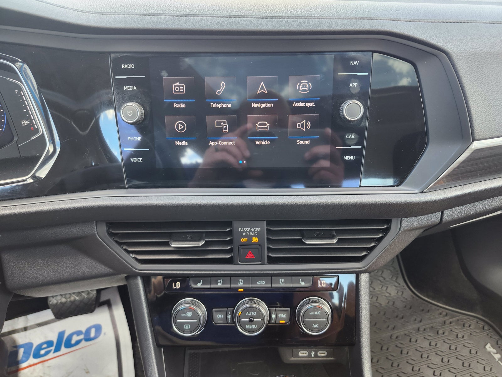 2024 Volkswagen Jetta SEL